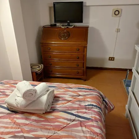 priscilla'S HOME-2